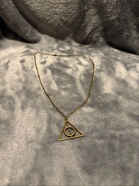 Harry Potter Deathly Hallows pendant